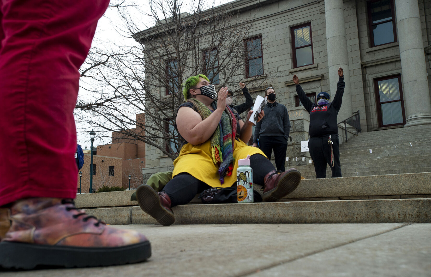 042421-news-demonstration 05.jpg